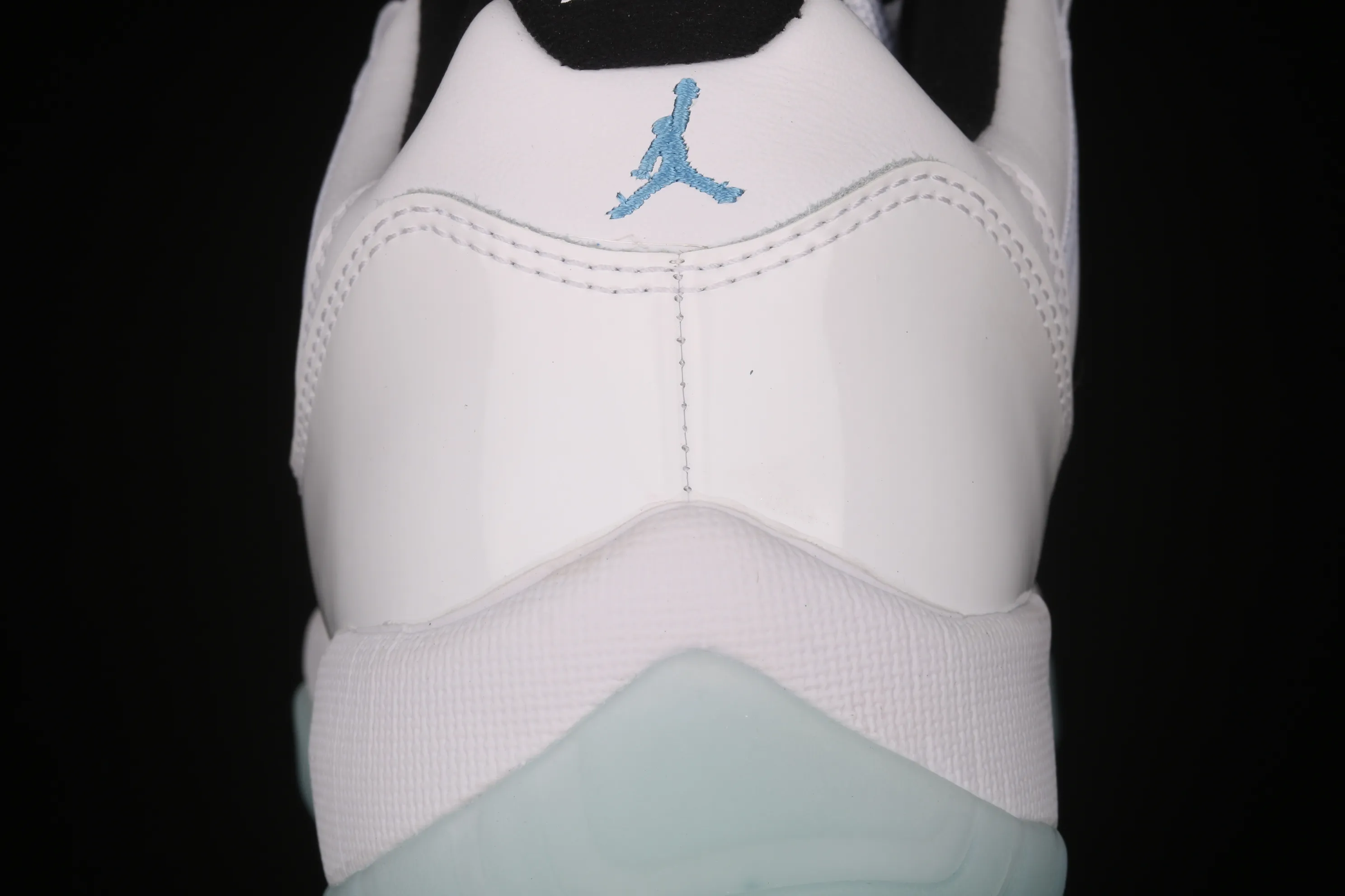 All categories Air Jordan Jordan series basketball shoes Air Jordan 11 Z version Air Jordan 11 Low "Legend Blue" AJ11 Joe 11 low-top legend blue AV2187-117